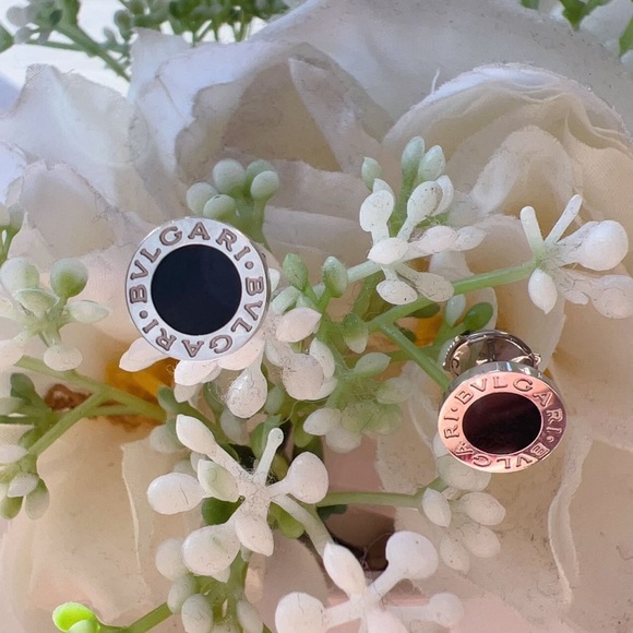 Bvlgari 18K White Gold Onyx Stud Earrings 2022 - Picture 4 of 4